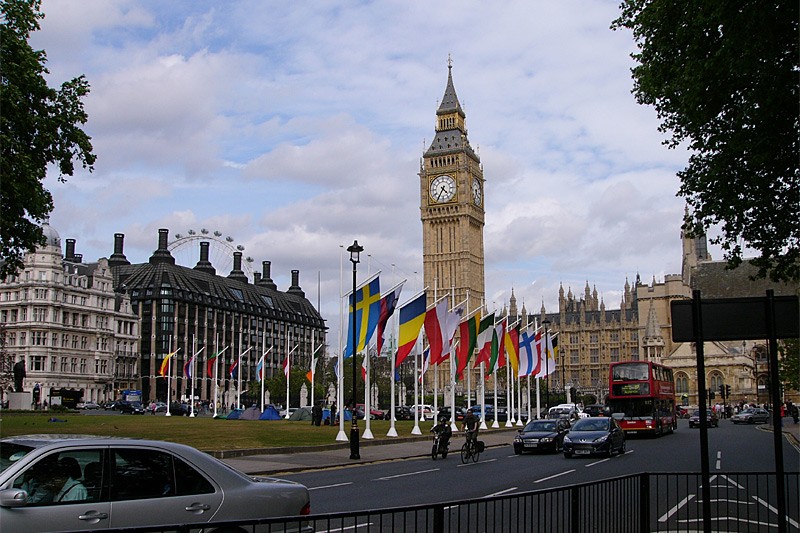 flags.jpg